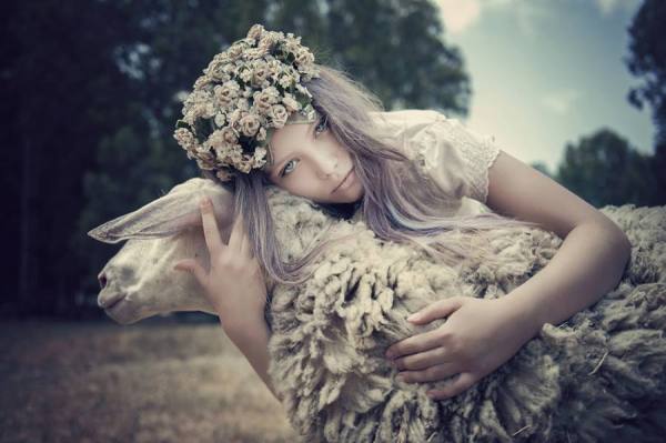 Photograph Ella Uzan  Secret